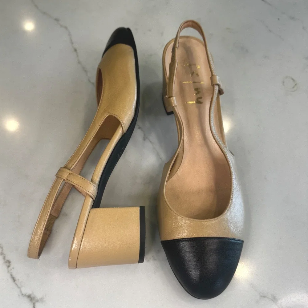 FS/NY French Sole Wom 9.5 B Beige Black Cap Toe Leather Slingback Low Block Heel